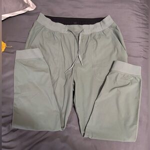 lululemon athletica Men's Sage Joggers